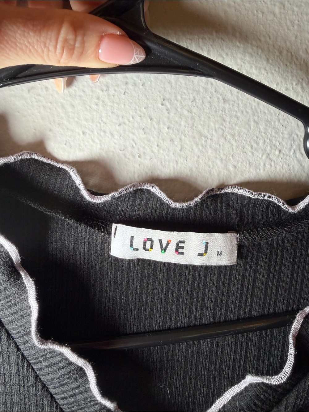 Love J Black Ribbed Button-Front Ruffle-Trim Crop Top - Picture 2 of 3